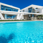 https://jt-estates.com/media/images/properties/o_1h9lr95kg16hr1li0bhh1eu71ved22.png
