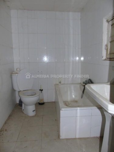 https://almeriapropertyfinder.com/propimgs/4/3429/xml_78521.jpg