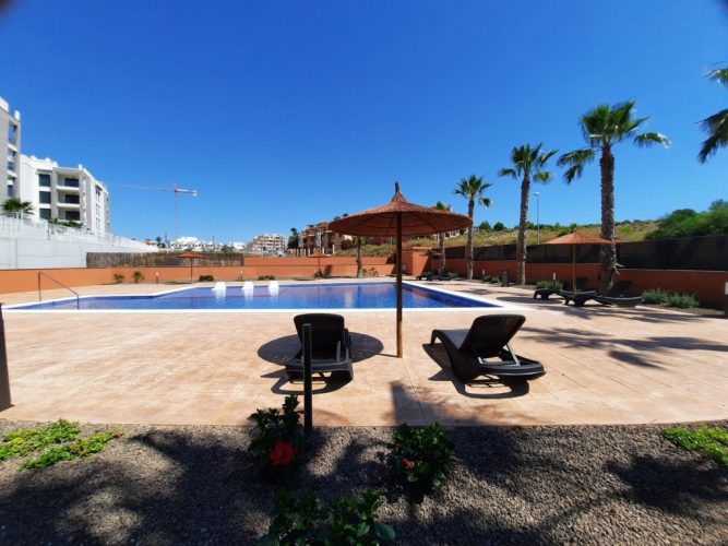 https://bluelagooncasas.com/images/osproperty/properties/2480/2480_high_quality_key_ready_and_off_plan_2_bedrooms_2_bath_villamartin_apartments_23.jpg