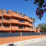 https://bluelagooncasas.com/images/osproperty/properties/2480/2480_high_quality_key_ready_and_off_plan_2_bedrooms_2_bath_villamartin_apartments_07.jpg