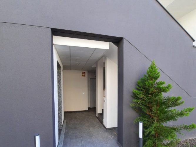 https://bluelagooncasas.com/images/osproperty/properties/2480/2480_high_quality_key_ready_and_off_plan_2_bedrooms_2_bath_villamartin_apartments_05.jpg