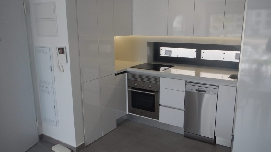 https://bluelagooncasas.com/images/osproperty/properties/2488/2488_high_quality_key_ready_2_bedroom_2_bath_villamartin_apartments_026_resize.jpg