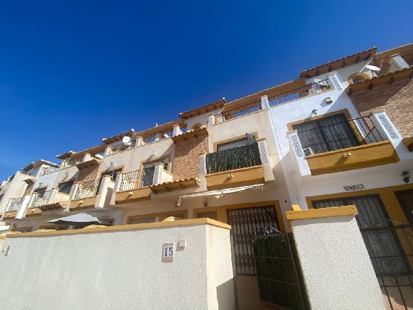 http://www.jmtspanishproperties.com/property_images/705583_large.jpg