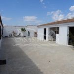 https://production-kyero-property-images.s3.amazonaws.com/10803/10803015/288273437_original.jpg?checksum=c6f90992f9539435f4489bd5c728547c0c240c63