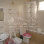 https://production-kyero-property-images.s3.amazonaws.com/15840/15840055/288273758_original.jpg?checksum=1a2ff44f1b54013db65ce4068c86073c79eb916a