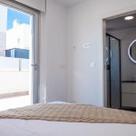 https://production-kyero-property-images.s3.amazonaws.com/17175/17175966/315110959_original.jpg?checksum=af01c542a2b18933e007d8d69280371a12743328