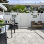 https://www.costablancahousing.com/wp-content/uploads/2023/12/Completely-renovated-2-bedroom-ground-floor-bungalow-in-Nueva-Torrevieja-22.jpg