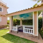 https://www.costablancahousing.com/wp-content/uploads/2024/02/Luxury-front-line-villa-with-pools-and-stunning-views-27.jpg