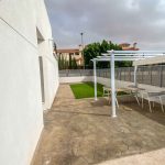 https://www.justmurciaproperty.com/sites/001/images/1520-semi-detached-villa-for-sale-in-los-alcazares/1520-semi-detached-villa-for-sale-in-los-alcazares-738137-large.jpg