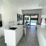 https://akunas.com/media/images/properties/d63db83cb3020663db83cb30241.jpg