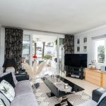 https://jt-estates.com/media/images/properties/o_1hqcpd51r1k6o1u8ri7a1jji13ta27.jpg