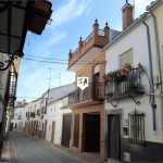 http://www.inlandandalucia.com/images/photos/properties/TH5115/TH5115_1.jpg