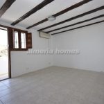 https://files.almeriahomes.com/propimgs/14/13626/xlwm_204685.jpg