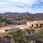 https://files.almeriahomes.com/propimgs/14/13757/xlwm_207891.jpg