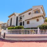 https://www.costablancahousing.com/wp-content/uploads/2024/10/345795105_original.jpg