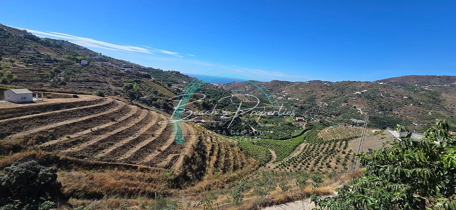 https://cdn.nerjabeachproperties.com/images/?tk=eqhMyXShXcGUjjjzZ-7c844c-6516c065-573f-41a6-a16e-8bc07d400551.jpg