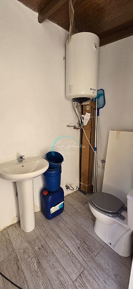 https://cdn.nerjabeachproperties.com/images/?tk=eqhMyXShXcGUjjjzZ-d21308-086dd90b-b298-4730-8521-2e5cef295459.jpg