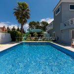 https://cdn.nerjabeachproperties.com/images/?tk=a_TmKoT0Qf.psp-6f31a5-156017765828ae2b4c878e00a32c6b2565424038d7.jpg