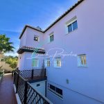 https://cdn.nerjabeachproperties.com/images/?tk=izo12IlWWlQYn0hkk-8422cd-img_7579.jpg