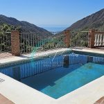 https://cdn.nerjabeachproperties.com/images/?tk=eqhMyXShXcGUjWztZ-59a7dc-c96a241b-f06b-449a-a2af-ef849bb2ab79.jpg