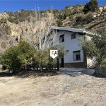 http://www.inlandandalucia.com/images/photos/properties/CJ900/CJ900_1.jpg