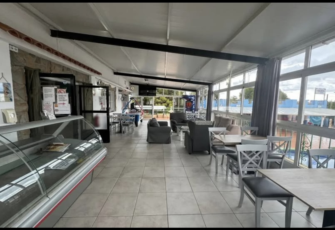 https://s3.amazonaws.com/clients.opgroup.listingphotos/6341_hillside_lease_for_sale_230125175059_original_d95db70b_1c7c_462e_8ee7_596295e5cfb1.jpg