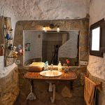 https://production-kyero-property-images.s3.amazonaws.com/6388/6388279/5n745h0ools_1990-HU-Cueva-JuanFra-02-min.jpg