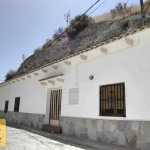 https://production-kyero-property-images.s3.amazonaws.com/4473/4473844/y21cvfexyam_2.jpg