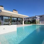 https://production-kyero-property-images.s3.amazonaws.com/18645/18645929/359463234_original.jpg?checksum=c32f77abbad6c14e94498672b7535ad4bc0aa24f