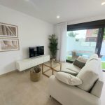 https://production-kyero-property-images.s3.amazonaws.com/18645/18645971/359464111_original.jpg?checksum=1e48936916d2046aecd893538855a5aaacb2e6af