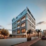 https://production-kyero-property-images.s3.amazonaws.com/18646/18646049/359465848_original.jpg?checksum=98eec2716c59ba269c79935daea23c56f2a38d07
