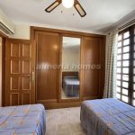 https://files.almeriahomes.com/propimgs/14/13439/l_210257.jpg