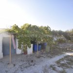 https://files.almeriahomes.com/propimgs/11/10551/xlwm_119308.jpg