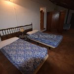 https://files.almeriahomes.com/propimgs/11/10968/xlwm_126318.jpg