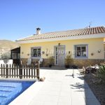 https://files.almeriahomes.com/propimgs/14/13335/xlwm_195934.jpg