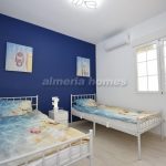 https://files.almeriahomes.com/propimgs/14/13591/xlwm_203748.jpg