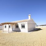 https://files.almeriahomes.com/propimgs/14/13711/xlwm_206568.jpg