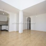 https://files.almeriahomes.com/propimgs/14/13635/xlwm_209008.jpg
