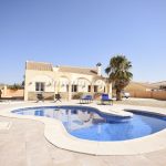 https://files.almeriahomes.com/propimgs/14/13833/xlwm_209873.jpg