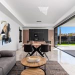https://production-kyero-property-images.s3.amazonaws.com/18753/18753628/361810450_original.jpg?checksum=610d738f7796f49593af7ff33134c1611972df86