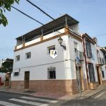 http://www.inlandandalucia.com/images/photos/properties/TH6105/TH6105_1.jpg