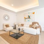 https://production-kyero-property-images.s3.amazonaws.com/19253/19253365/373183180_original.jpg?checksum=b0efa5fbc65b519759a85d92eba3dcbe922b47a4