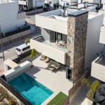 https://production-kyero-property-images.s3.amazonaws.com/19262/19262870/373466150_original.jpg?checksum=c7560decdbd477bfc326c9a659a0cb50384c5f99