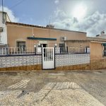 https://www.justmurciaproperty.com/sites/001/images/2654-town-house-for-sale-in-la-manga-club/2654-town-house-for-sale-in-la-manga-club-903028-large.jpg