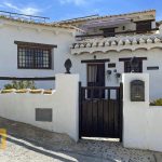 https://production-kyero-property-images.s3.amazonaws.com/19468/19468089/foaojyk6t2_2195-La-Colina-002.jpg