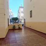 https://production-kyero-property-images.s3.amazonaws.com/19490/19490146/379562272_original.jpg?checksum=dacd51d7b254bc12be51f18c0e0639cf74268b30