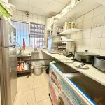 https://production-kyero-property-images.s3.amazonaws.com/19548/19548224/381237063_original.jpg?checksum=65190dbb476451da0d9fcdab8632a60ae51307ef
