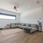https://production-kyero-property-images.s3.amazonaws.com/19553/19553805/381390206_original.jpg?checksum=26bfd236f505ac365a083887ea2cb7d05de1242a