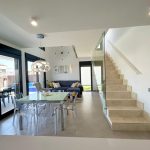 https://production-kyero-property-images.s3.amazonaws.com/19558/19558956/381517027_original.jpg?checksum=a6b11f7f380fc4605666f17974ec3bd3ab2a4ce5