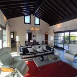 https://www.platinumpropertyspain.com/sites/001/images/30234-villa-for-sale-in-peraleja-golf-resort/30234-villa-for-sale-in-peraleja-golf-resort-22018324-large.jpg